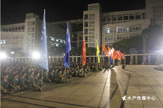 E:\太阳集团tyc官网入口\水产传媒中心\9月份新增\太阳集团tyc官网入口2016级新生国家安全教育报告会新闻稿\3.png