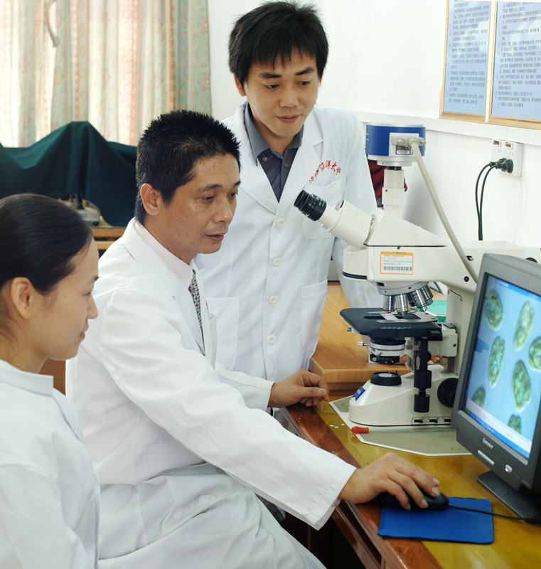 20071227陈刚教授(何如洲摄)010__副本.jpg